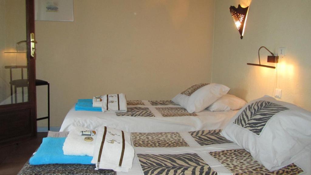 Bed and Breakfast Le Mas Shabanou Roquefort-les-Pins Pokój zdjęcie
