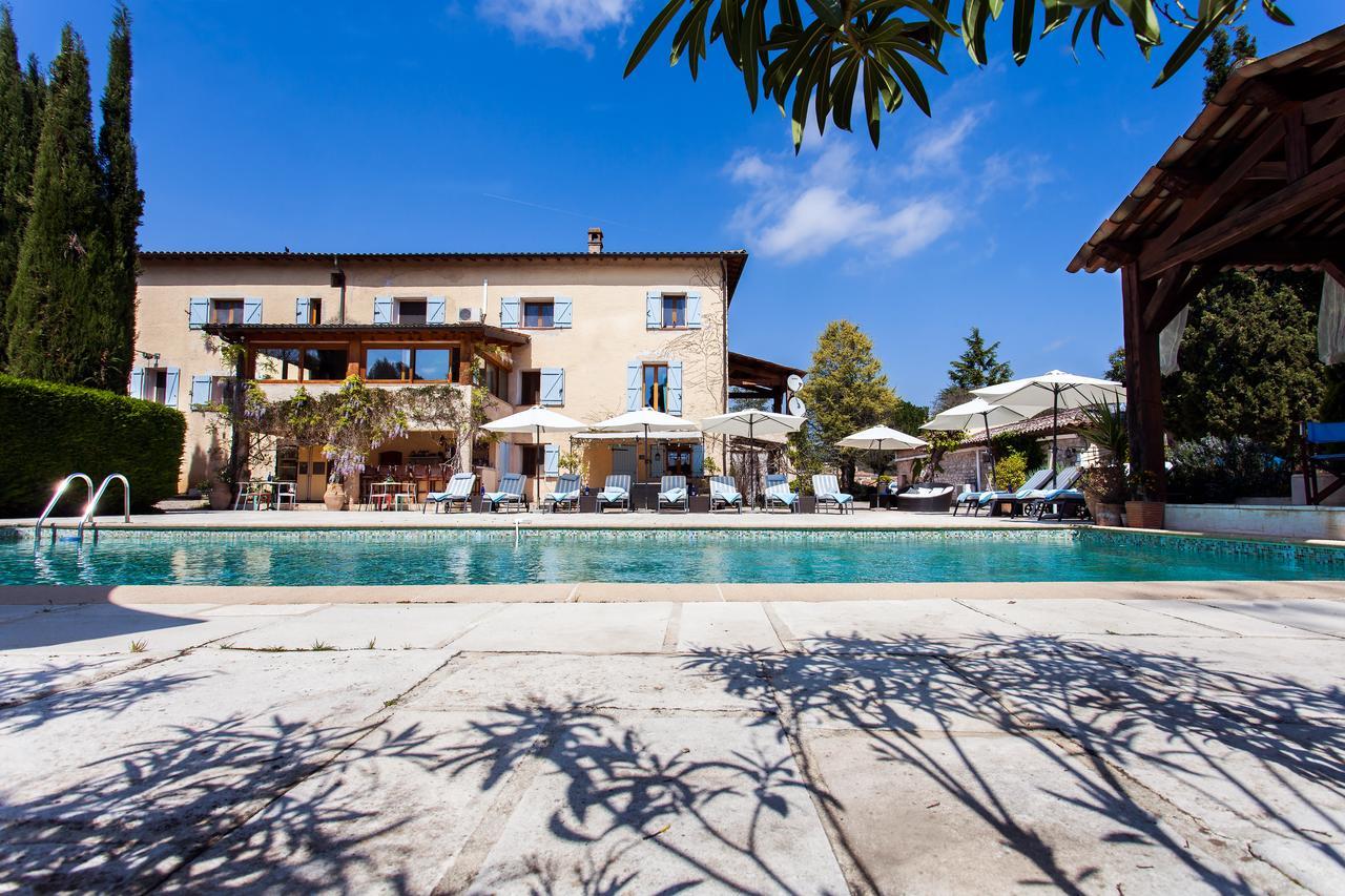 Bed and Breakfast Le Mas Shabanou Roquefort-les-Pins Zewnętrze zdjęcie