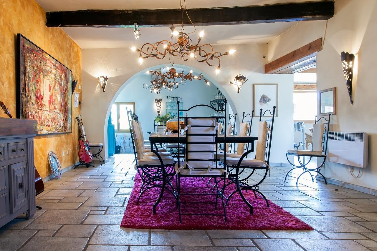 Bed and Breakfast Le Mas Shabanou Roquefort-les-Pins Zewnętrze zdjęcie