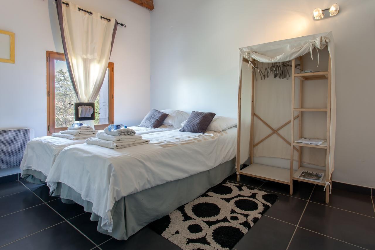 Bed and Breakfast Le Mas Shabanou Roquefort-les-Pins Zewnętrze zdjęcie