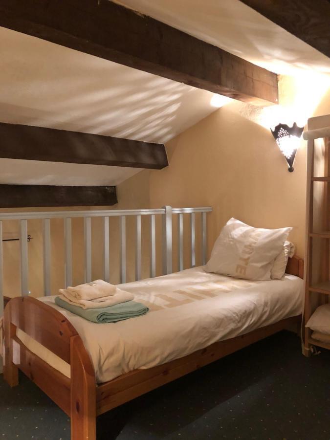 Bed and Breakfast Le Mas Shabanou Roquefort-les-Pins Zewnętrze zdjęcie