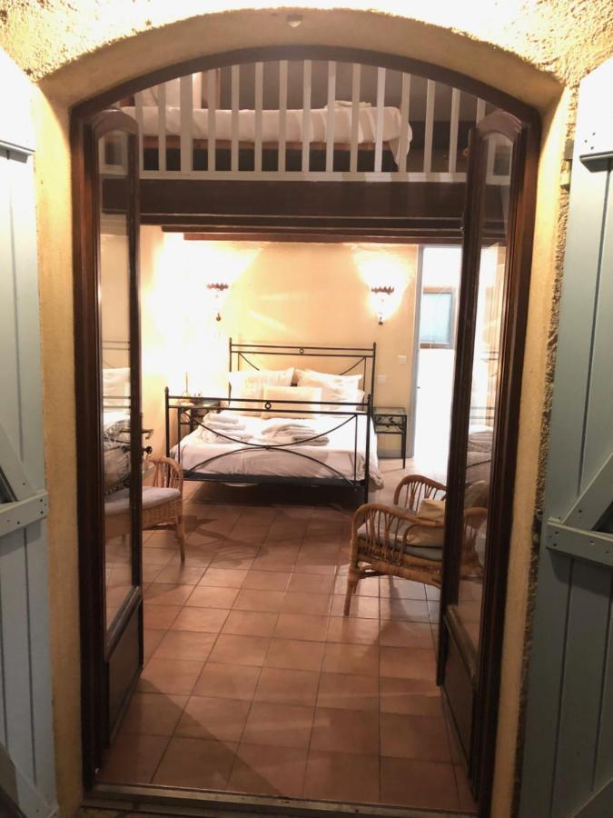Bed and Breakfast Le Mas Shabanou Roquefort-les-Pins Zewnętrze zdjęcie